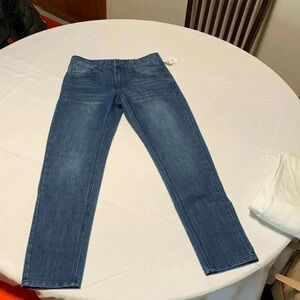 Lee Skinny Fit, strait leg girls jeans. Size 12 excellent condition.
